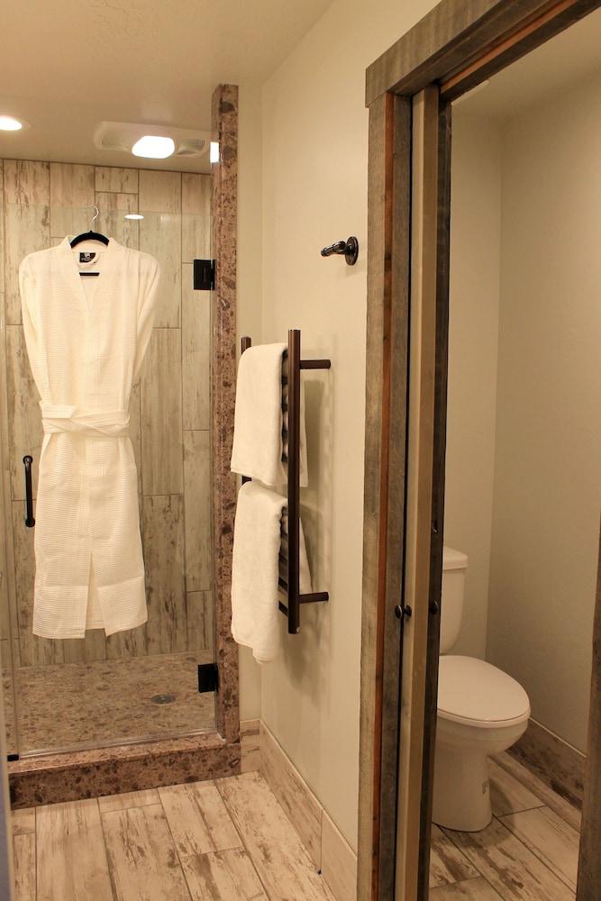 1872 Inn - Adults Exclusive photo 11