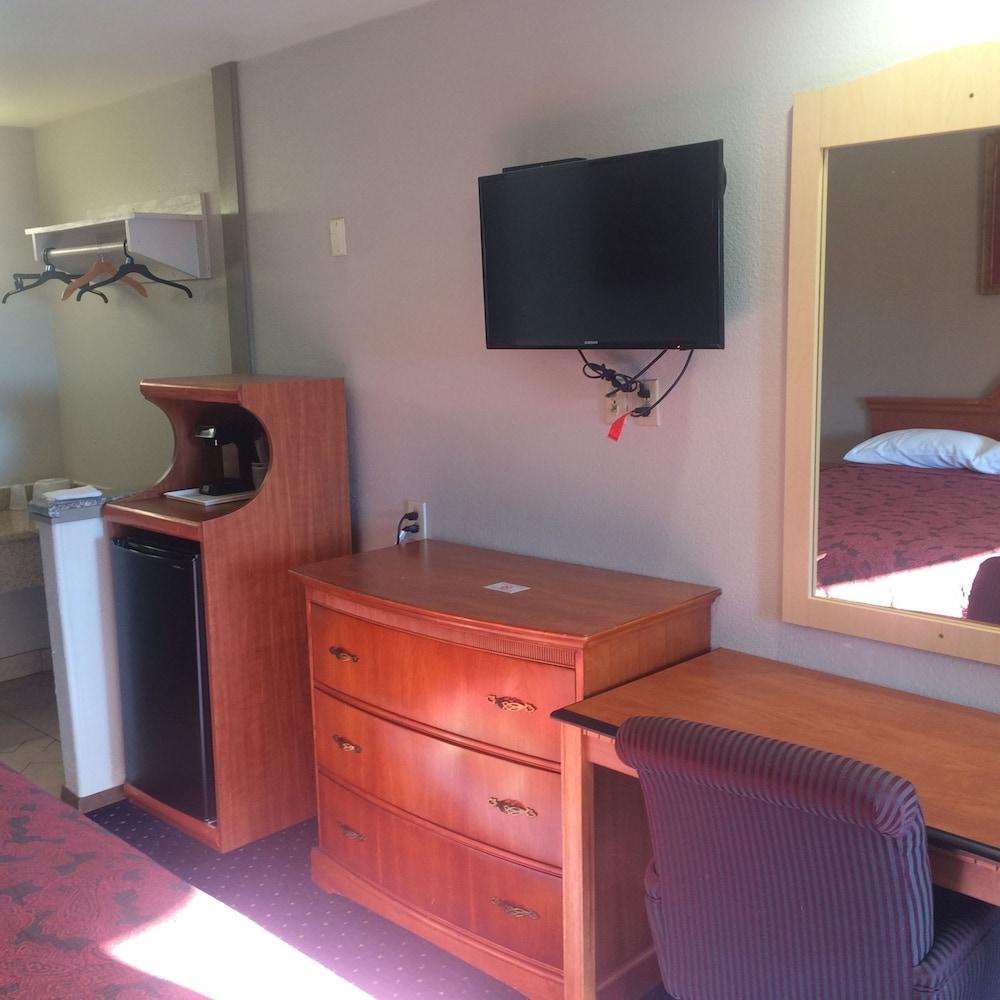 Crown Lodge Motel Oakland photo 8