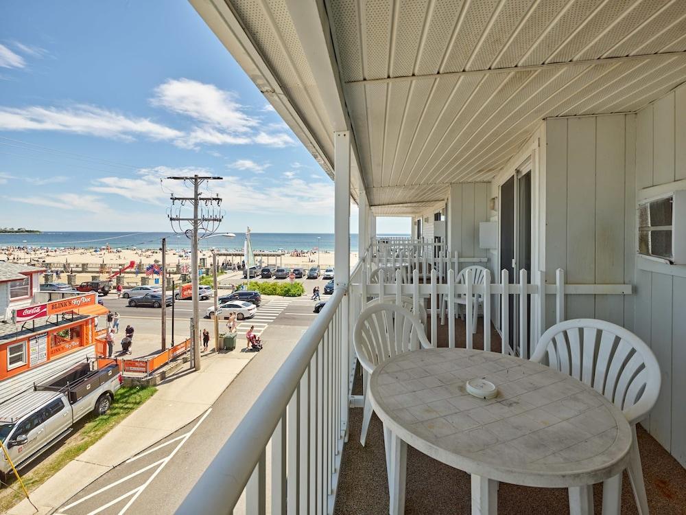 The Hillcrest photo 25