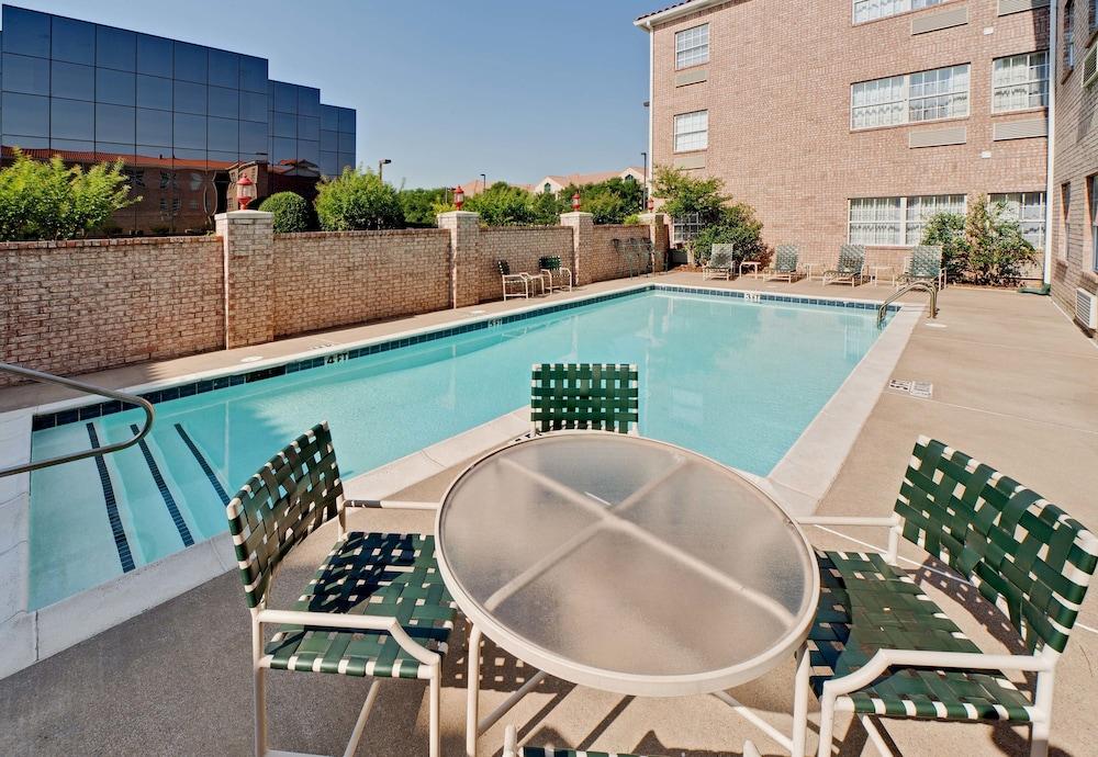 MainStay Suites Addison-Dallas photo 29