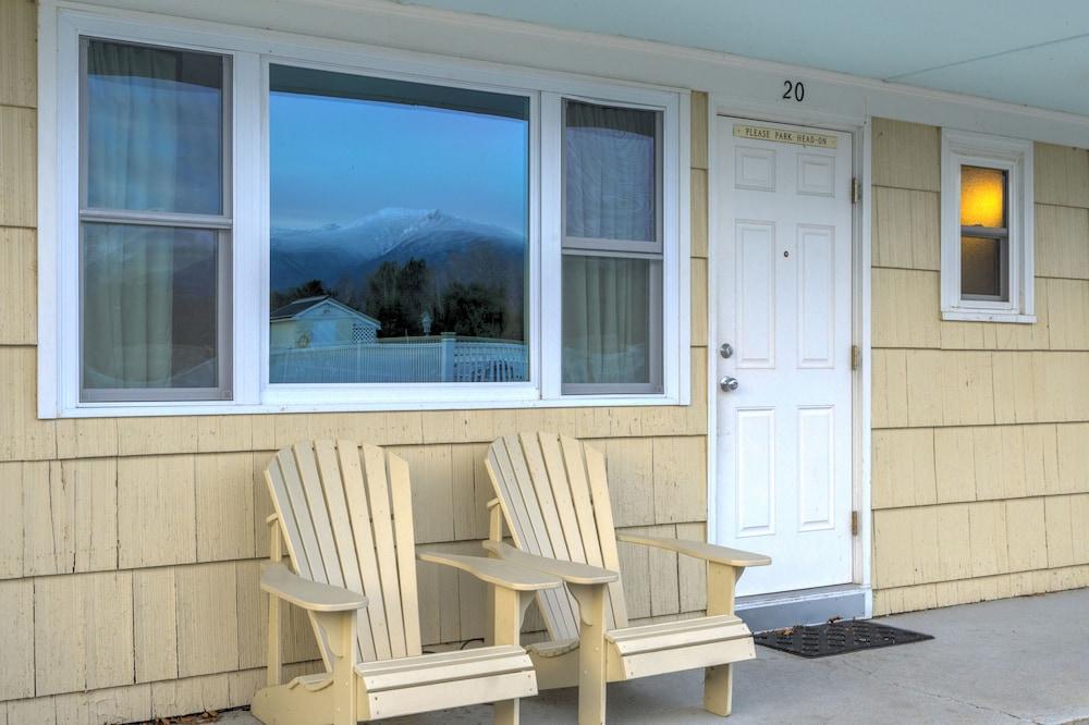 Gale River Motel photo 63