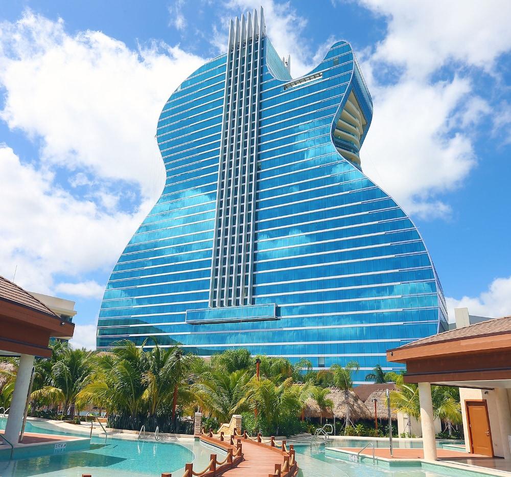 The Guitar Hotel at Seminole Hard Rock photo 3