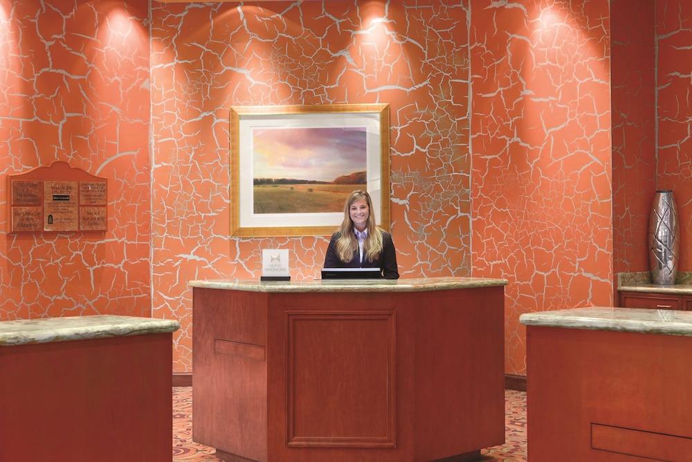 Embassy Suites by Hilton E Peoria Riverfront Conf Center photo 5