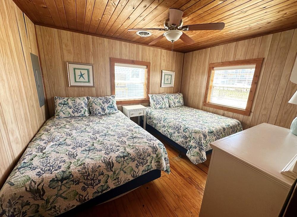 SandSpur Ocean Cottages photo 35