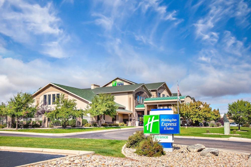 Holiday Inn Express & Suites Gillette by IHG photo 1