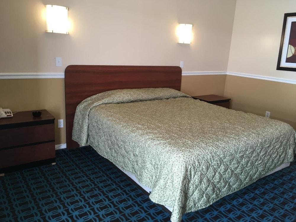 Shirley Motel photo 4