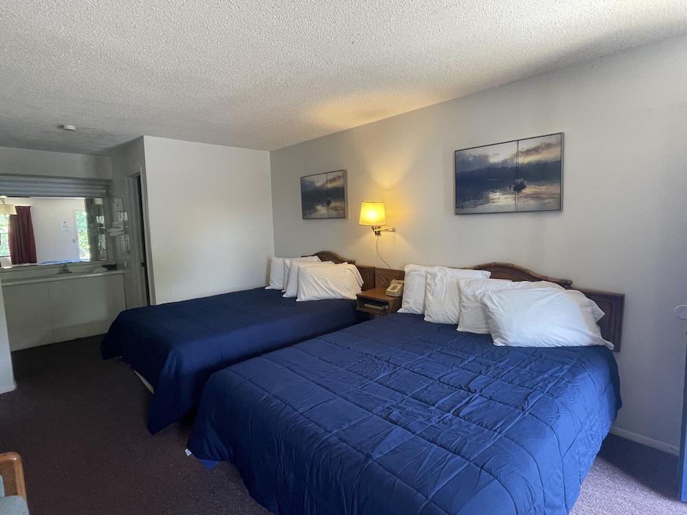 Scottish Inns Osage Beach photo 27