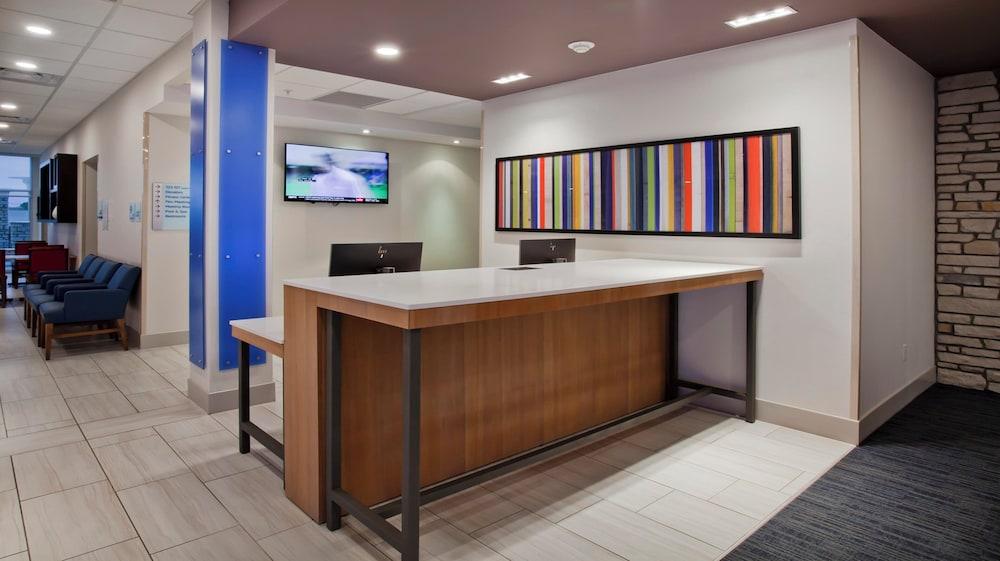 Holiday Inn Express & Suites Green River by IHG photo 15