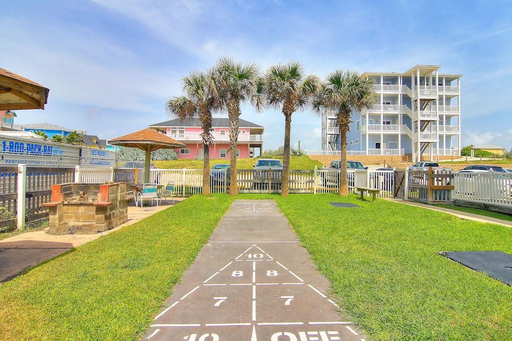 Beachgate CondoSuites and Oceanfront Resort photo 28