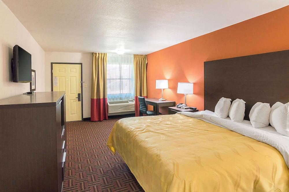 Quality Inn Amarillo East photo 11