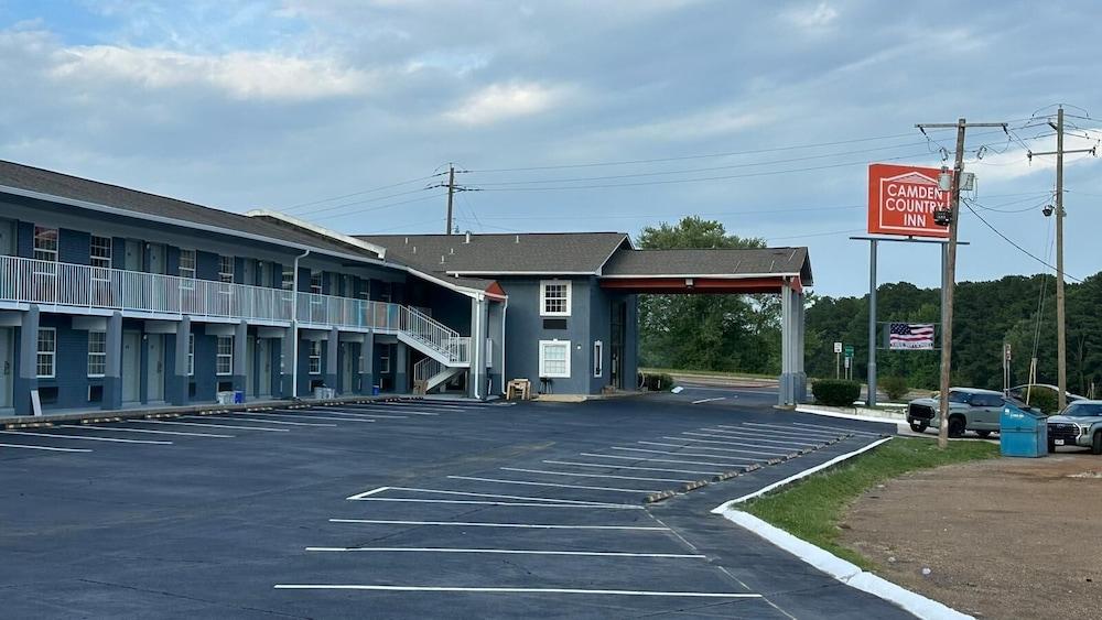 CAMDEN COUNTRY INN — hotel in Camden