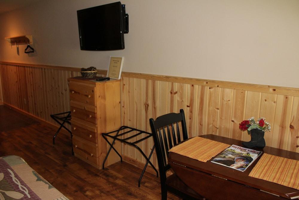 Methow River Lodge & Cabins photo 79