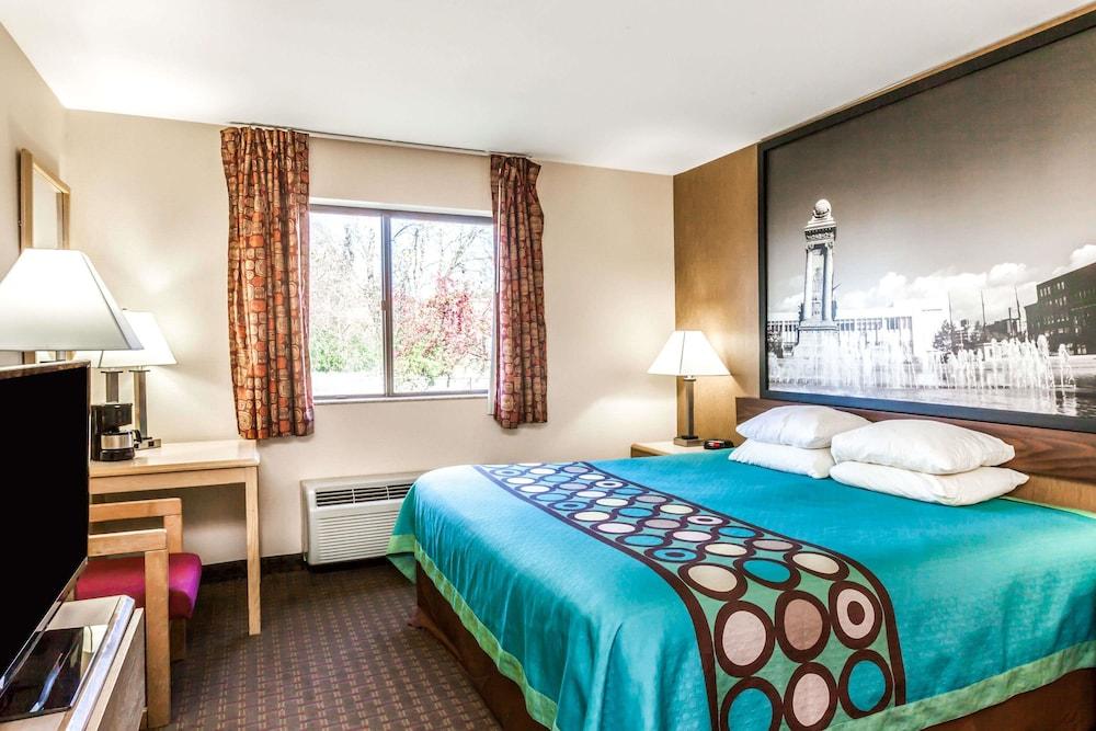 Super 8 by Wyndham Liverpool/Clay/Syracuse Area photo 16