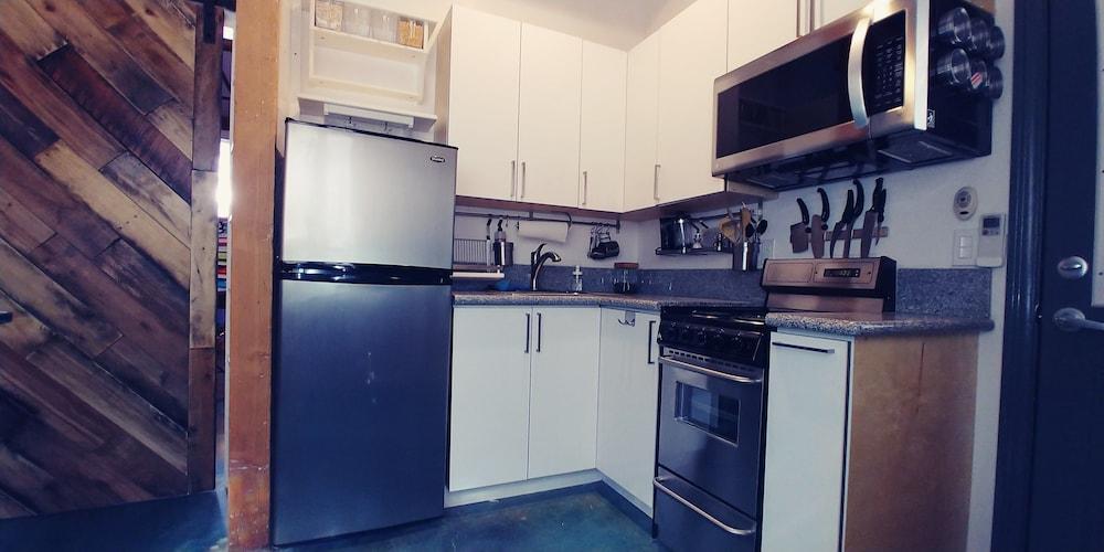 House of Trestles - Hostel photo 49