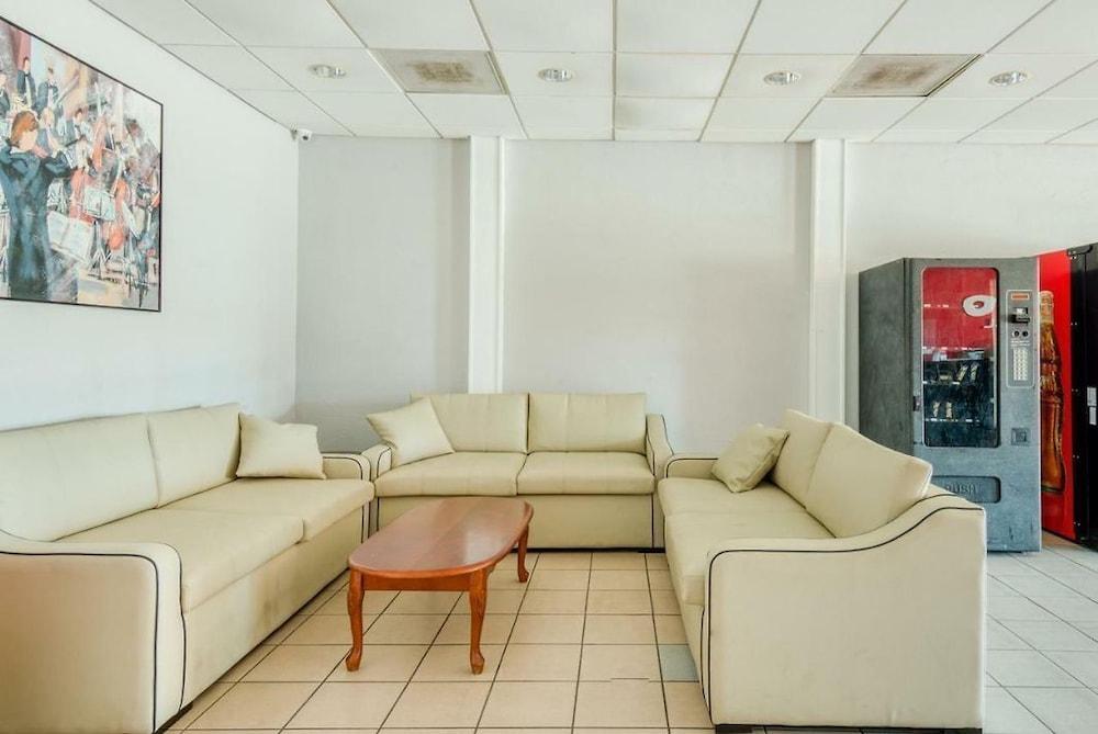 Motel 6 New Port Richey, FL photo 3