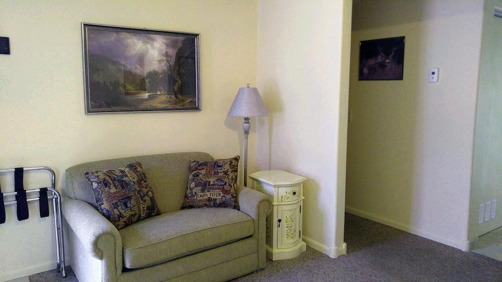 Carter Mountain Motel photo 8