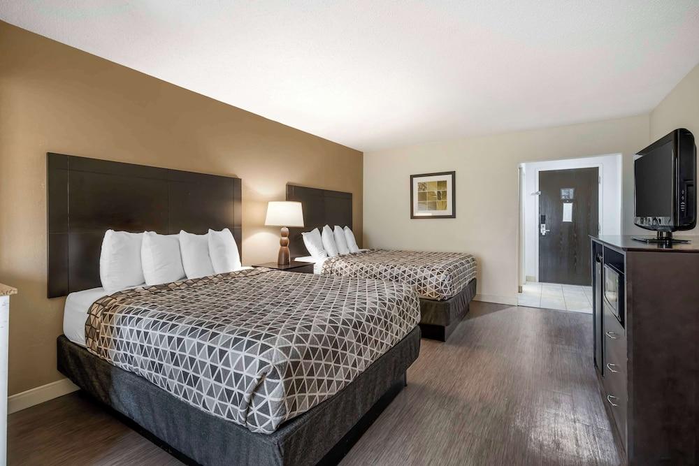 Best Western Suites photo 14