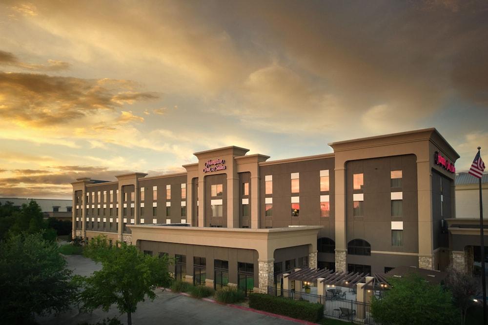 Hampton Inn & Suites Dallas-DFW ARPT W-SH 183 Hurst photo 39