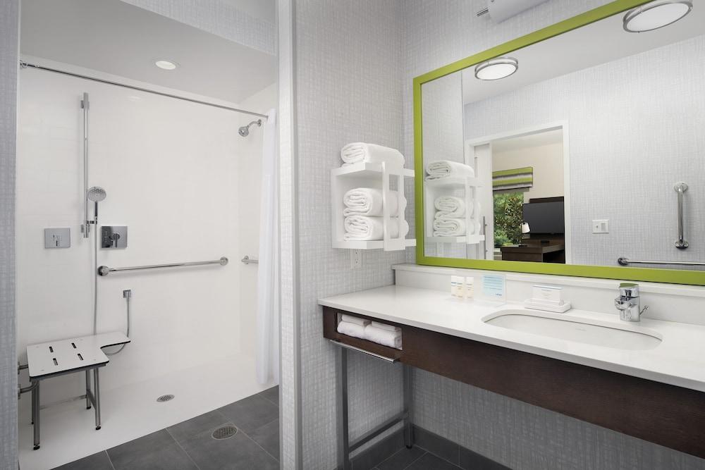Hampton Inn & Suites Lexington Columbia photo 22