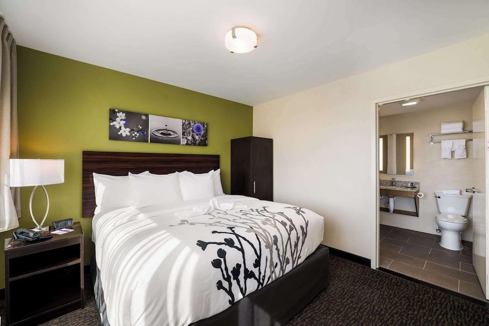 Sleep Inn Bronx - Soundview photo 24