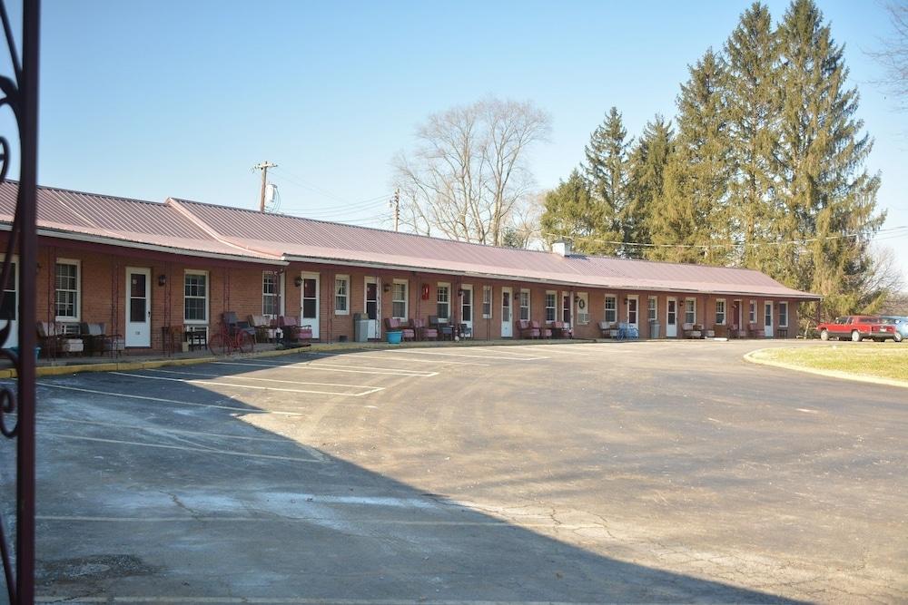Potomac River Motel photo 34