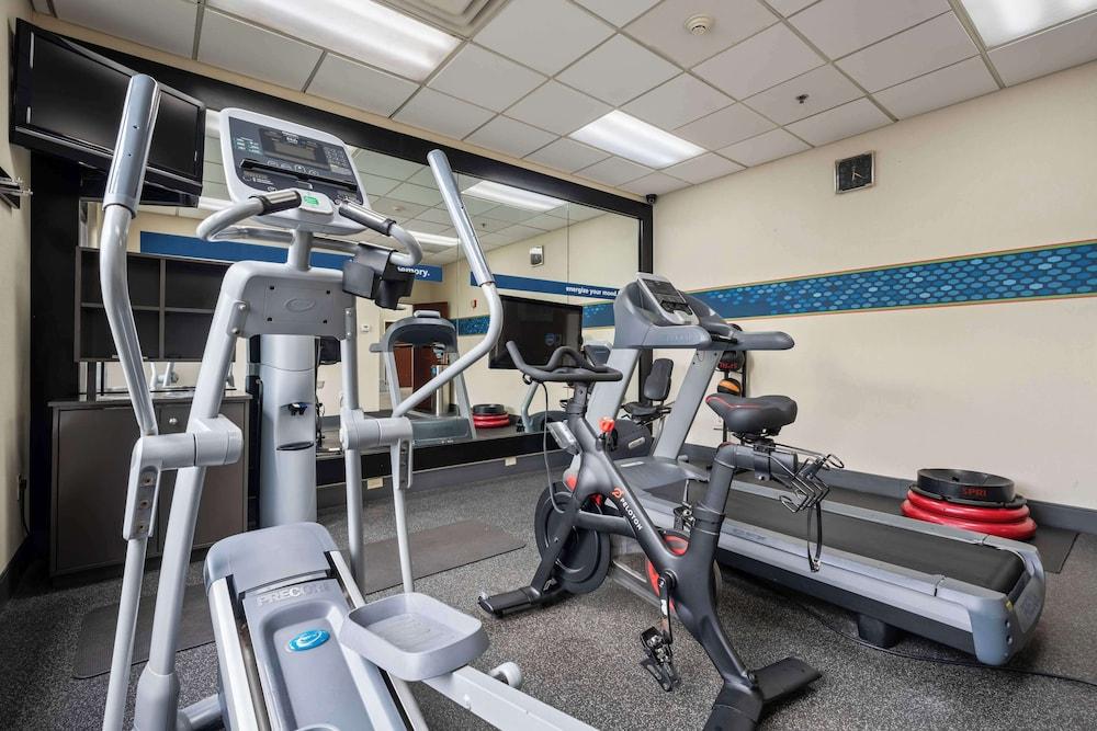 Hampton Inn Ridgefield Park photo 47