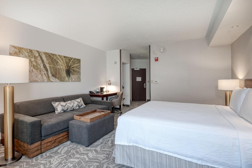 SpringHill Suites by Marriott Terre Haute photo 6