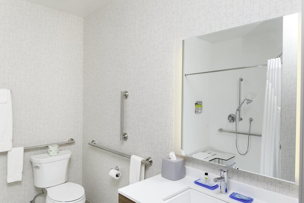 Holiday Inn Express & Suites Phoenix East - Gilbert by IHG photo 20