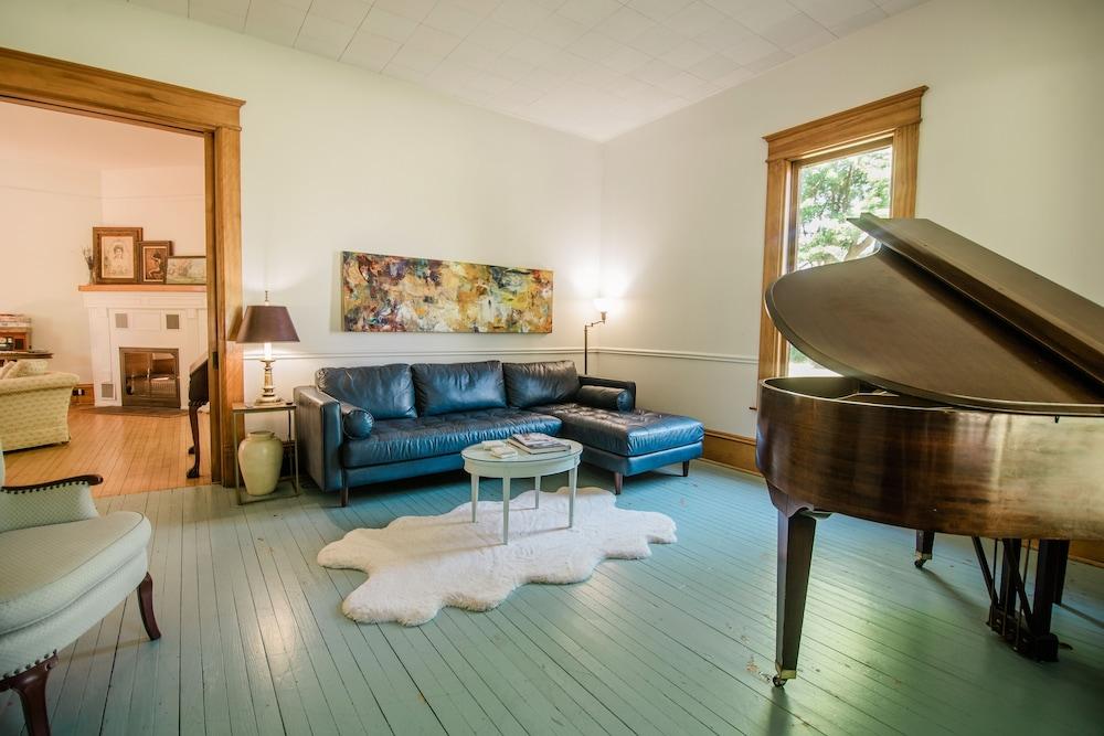 BW Boutique Hotel photo 32