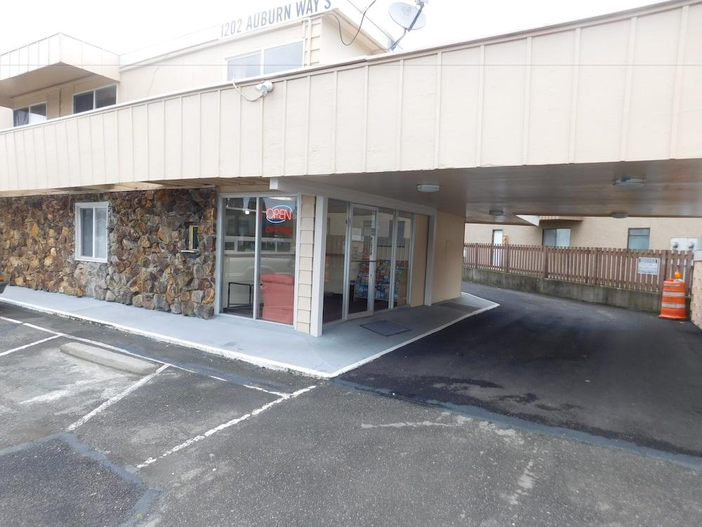 Auburn Motel photo 9