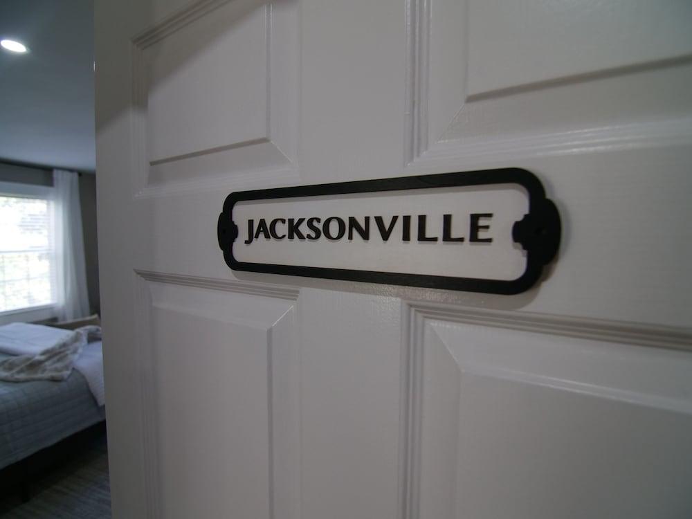 The Capitol Inn Tallahassee photo 13