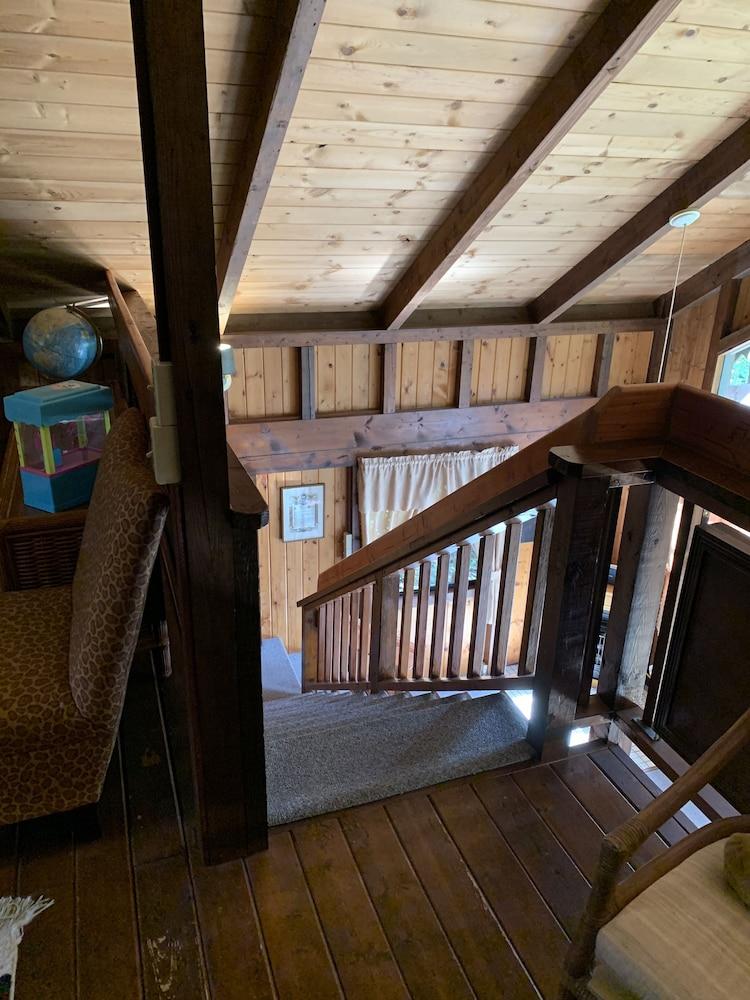 Lava Lodge at Hale Kilauea photo 36