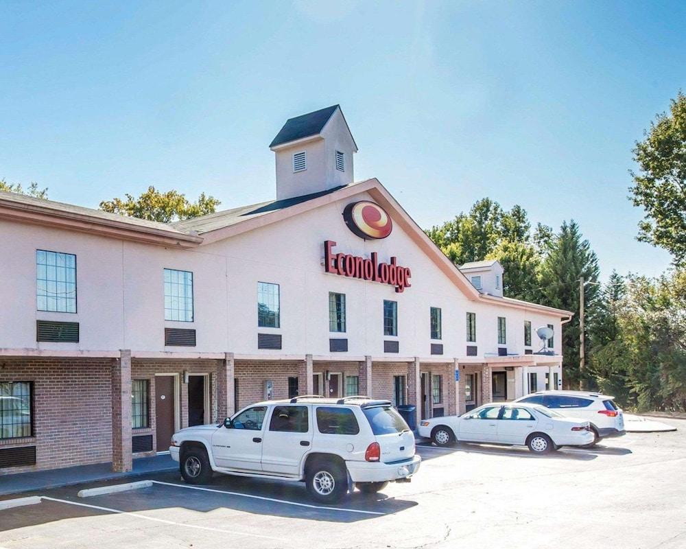 Econo Lodge Jonesboro - Atlanta South photo 20