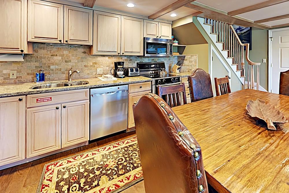 The Timberline Condominiums photo 89