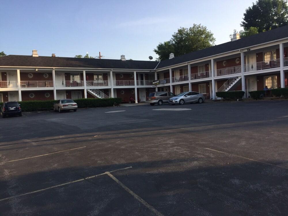 Motel Townhouse photo 32