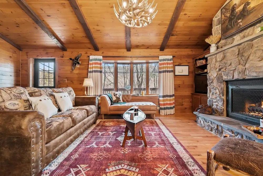 The Lodge At Tunkhannock Creek photo 3