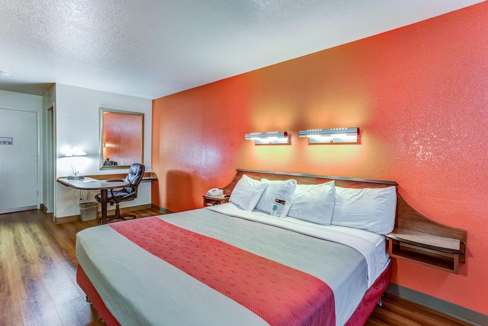 Motel 6 Portland, OR - Tigard West photo 9