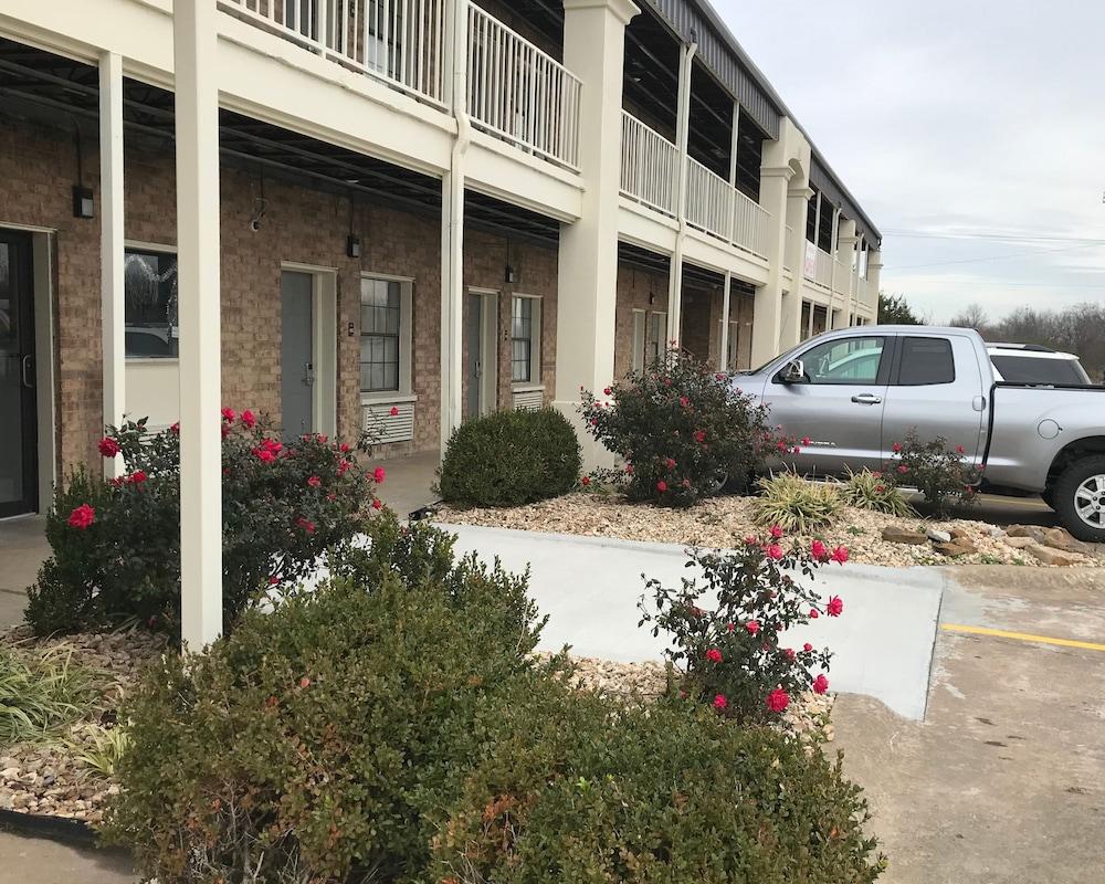 Walnut Inn Motel photo 2