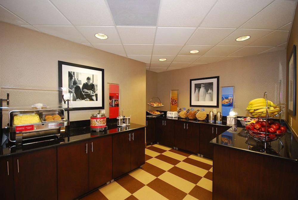 Hampton Inn Fort Myers-Airport & I-75 photo 44