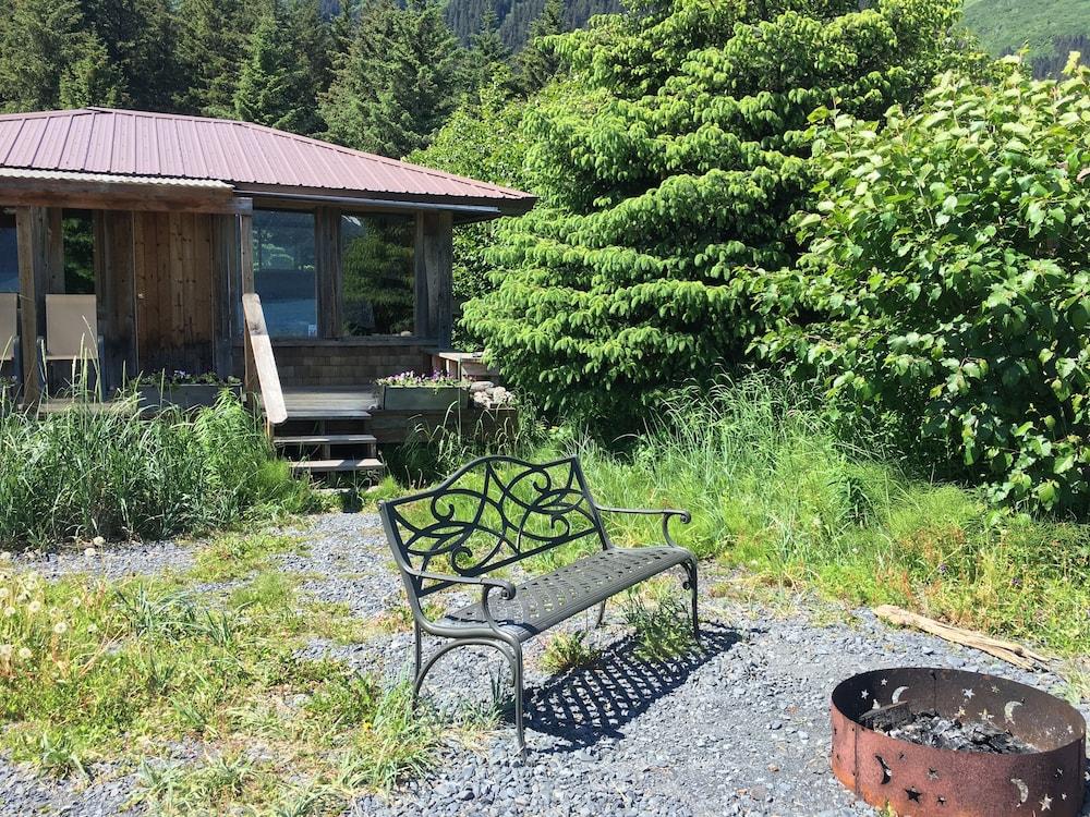 Angels Rest on Resurrection Bay LLC photo 39