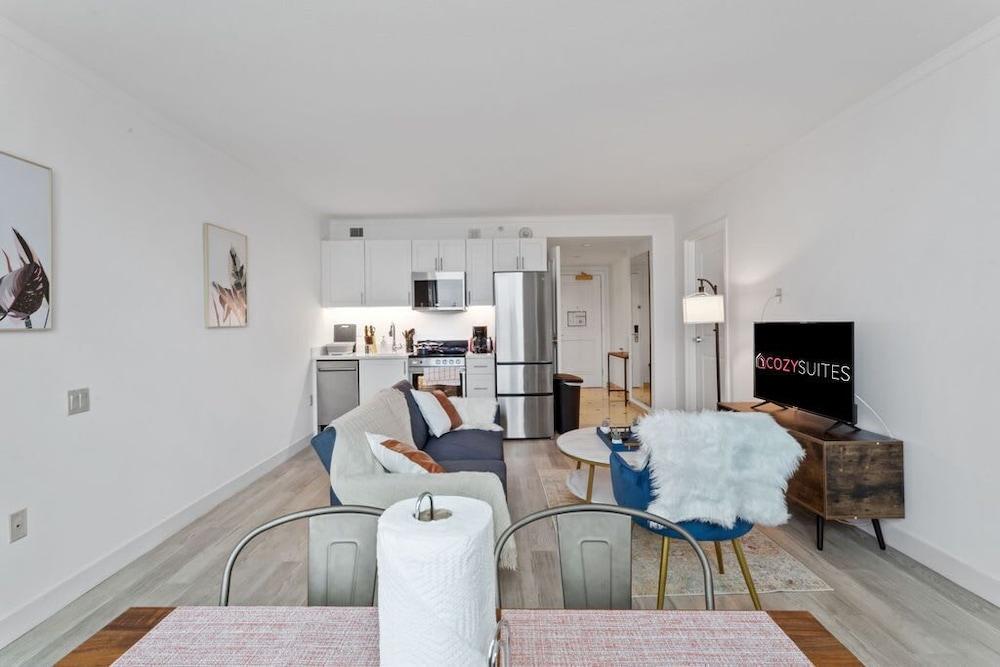 CozySuites at Showboat photo 61