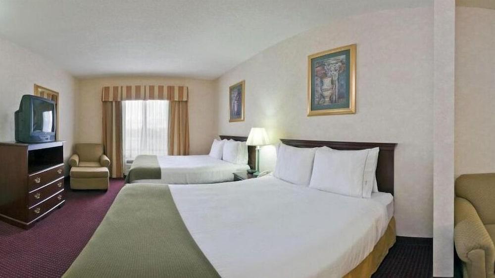 Holiday Inn Express Hotel & Suites Dayton West - Brookville by IHG photo 26