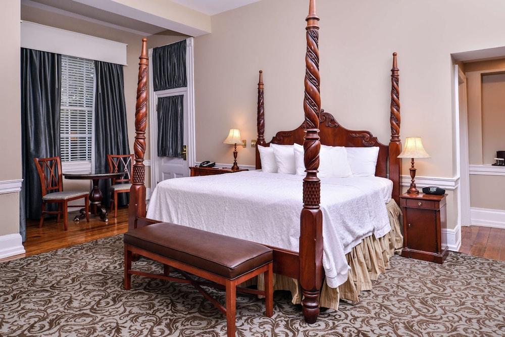 Hampton Inn Lexington-Historic District photo 7