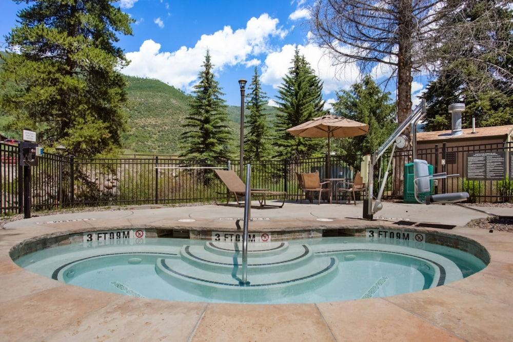 Bluegreen's StreamSide at Vail photo 48