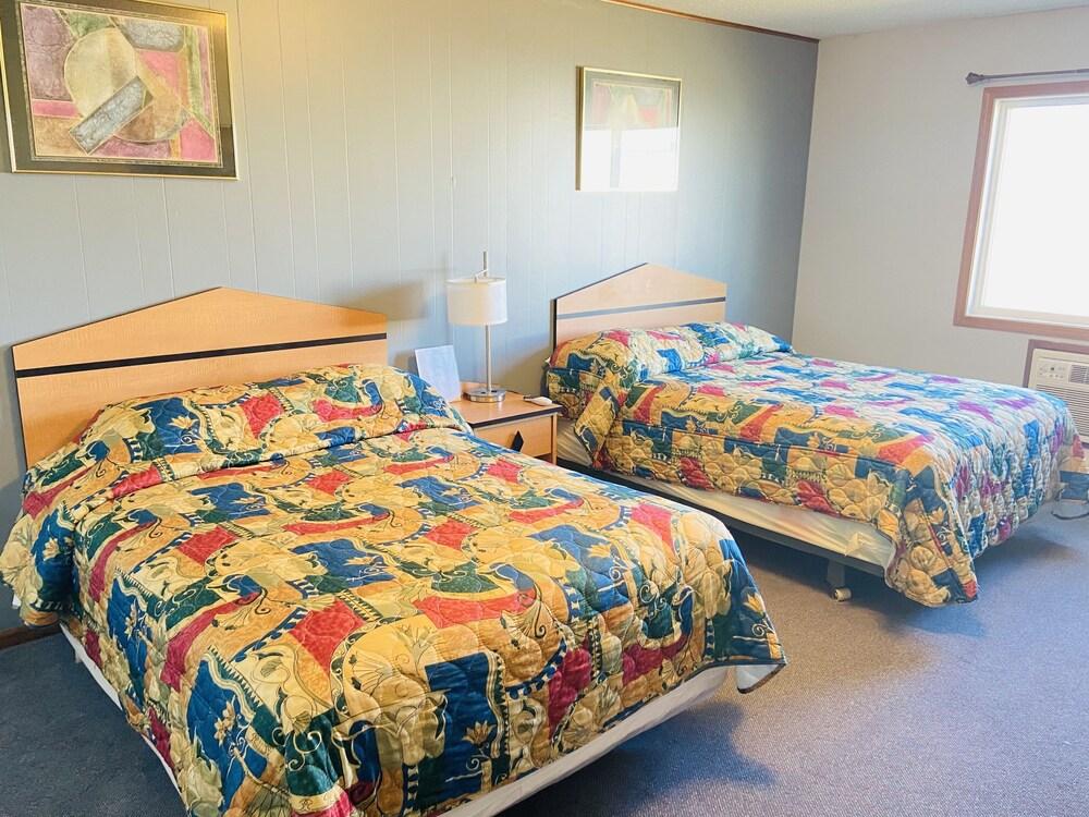 Economy Inn Motel photo 7
