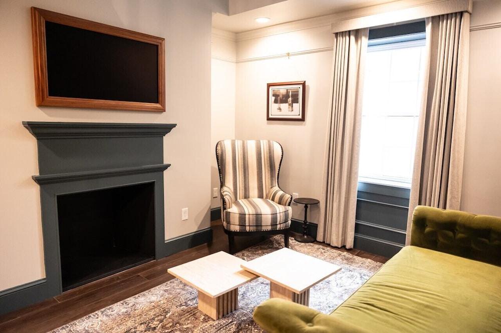 The Gas Lamp Hotel photo 25