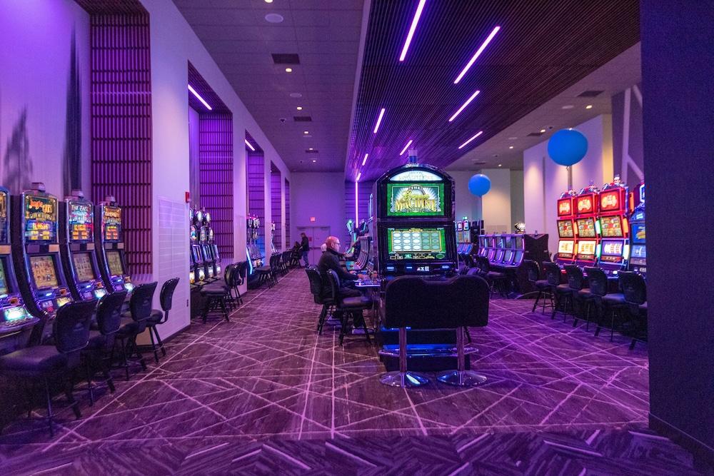 Royal River Casino and Hotel photo 27