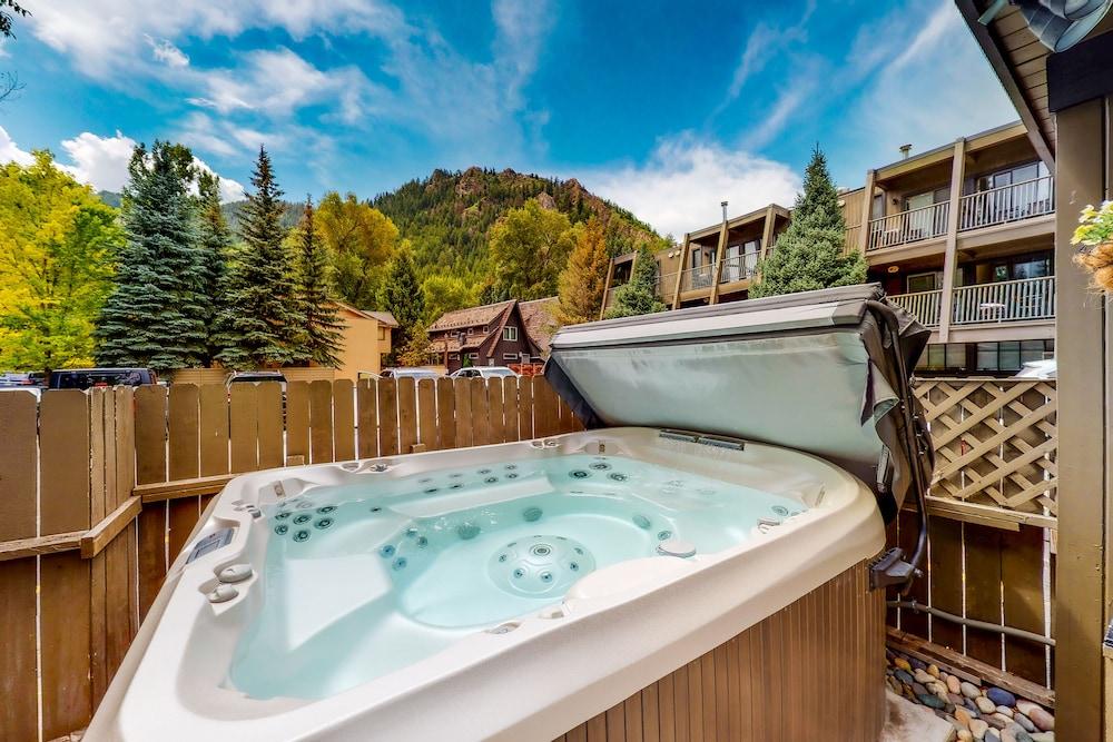 Aspen Mountain Lodge photo 40