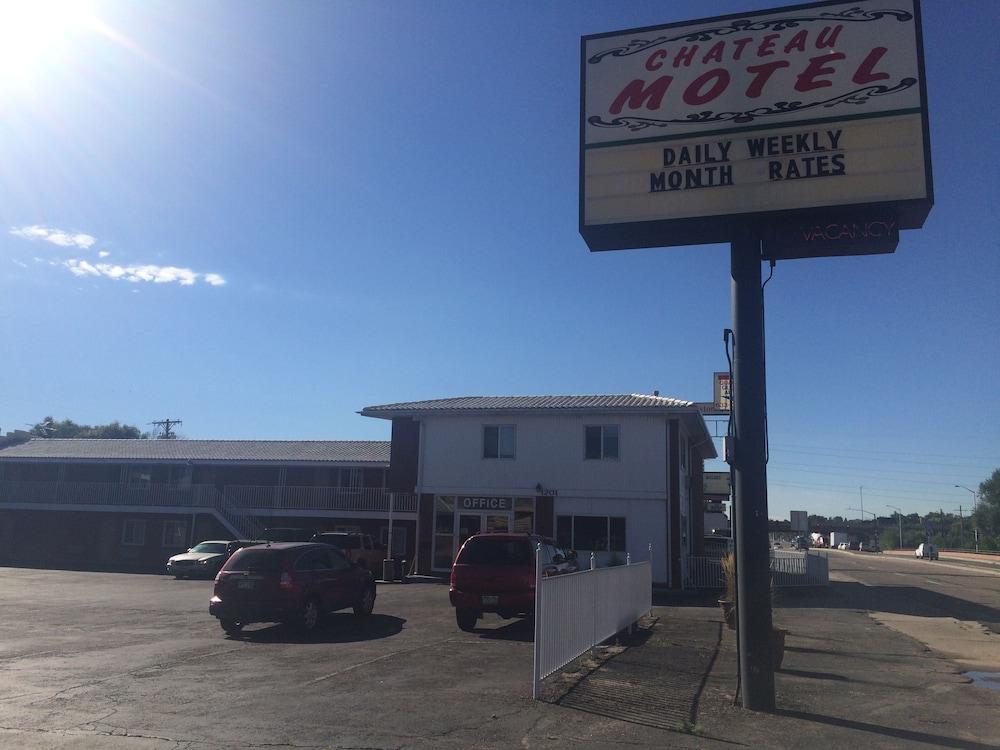 Chateau Motel photo 1