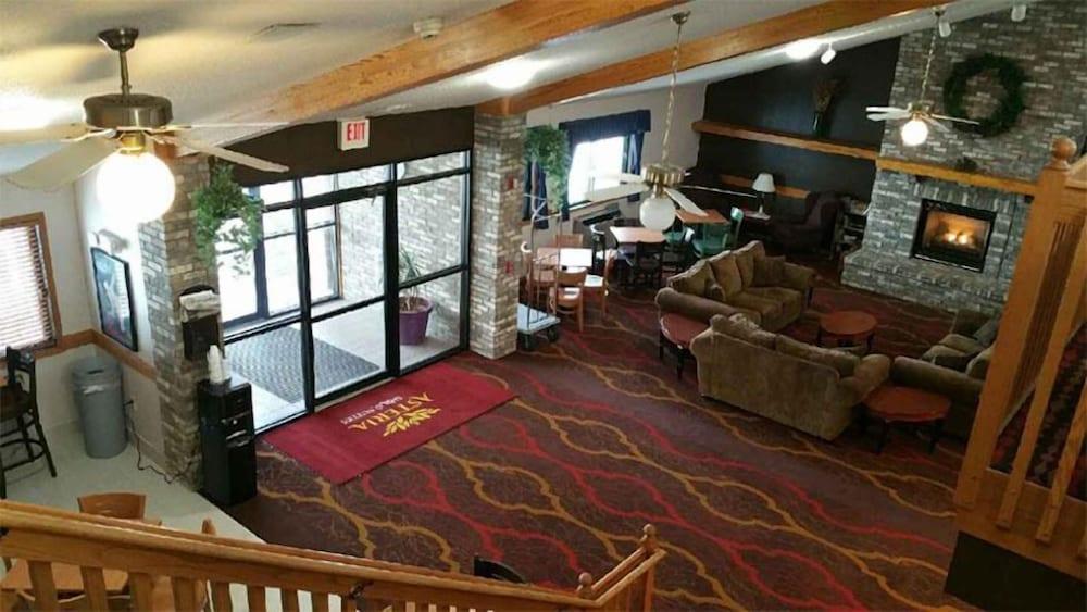 New Prague Inn & Suites photo 16